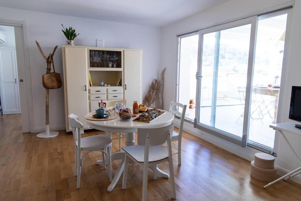 Zefiro Home Pesaro Zona Mare E San Bartolo By Yohome المظهر الخارجي الصورة