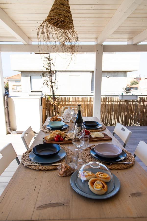 Zefiro Home Pesaro Zona Mare E San Bartolo By Yohome المظهر الخارجي الصورة
