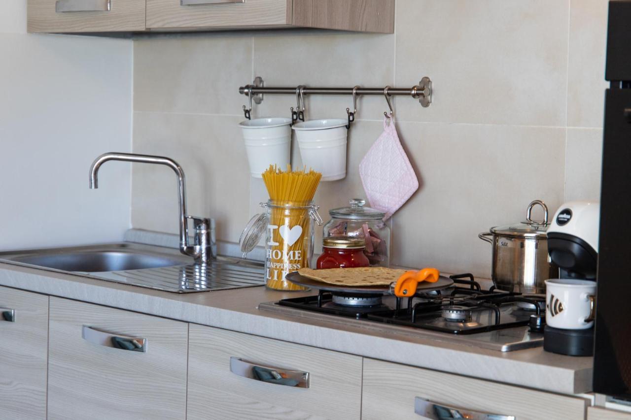 Zefiro Home Pesaro Zona Mare E San Bartolo By Yohome المظهر الخارجي الصورة